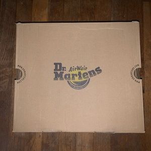 DR. Martens AirWair VEGAN Felix Rub off MENS US9